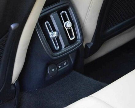 Черный Polestar Другая, объемом двигателя 0 л и пробегом 33 тыс. км за 15400 $, фото 13 на Automoto.ua