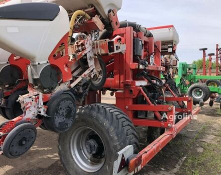 Красный Quivogne Другая, объемом двигателя 0 л и пробегом 0 тыс. км за 29070 $, фото 2 на Automoto.ua