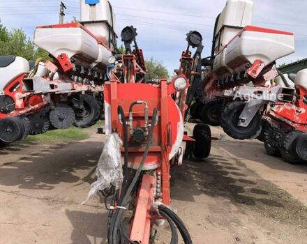 Красный Quivogne Другая, объемом двигателя 0 л и пробегом 0 тыс. км за 29070 $, фото 10 на Automoto.ua