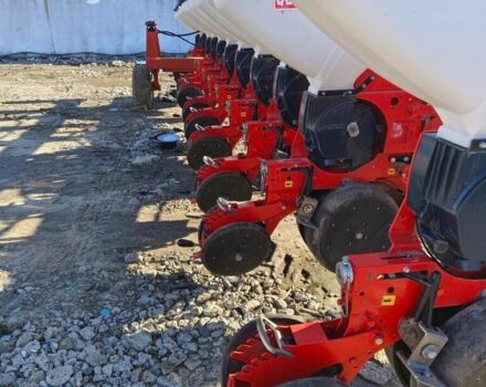 Красный Quivogne Другая, объемом двигателя 0 л и пробегом 0 тыс. км за 19593 $, фото 1 на Automoto.ua