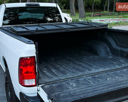 Белый Ram 1500, объемом двигателя 3.6 л и пробегом 143 тыс. км за 20000 $, фото 15 на Automoto.ua