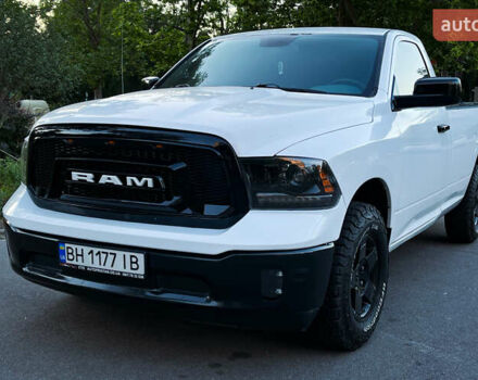 Белый Ram 1500, объемом двигателя 3.6 л и пробегом 143 тыс. км за 20000 $, фото 12 на Automoto.ua