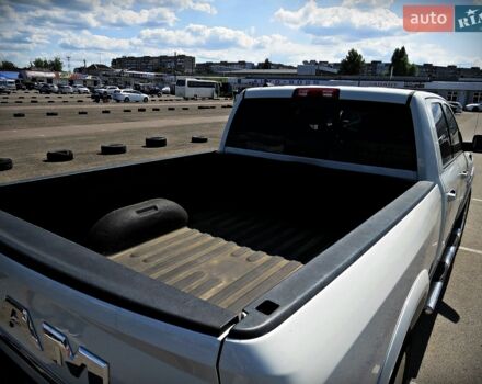 Білий Ram 1500, об'ємом двигуна 5.65 л та пробігом 193 тис. км за 25900 $, фото 22 на Automoto.ua