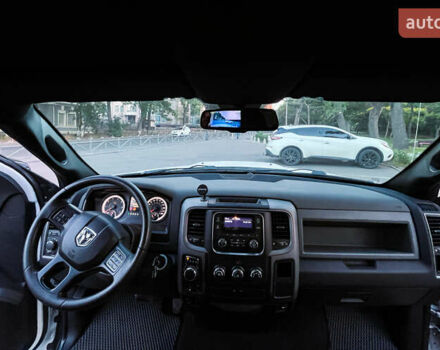 Белый Ram 1500, объемом двигателя 3.6 л и пробегом 143 тыс. км за 20000 $, фото 23 на Automoto.ua