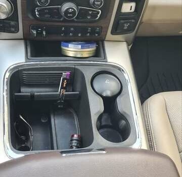 Ram 1500 2017 у Києві на Automoto.ua Білий Ram 1500, об'ємом двигуна 5.65 л та пробігом 220 тис. км за 25900 $, фото 17 на Automoto.ua