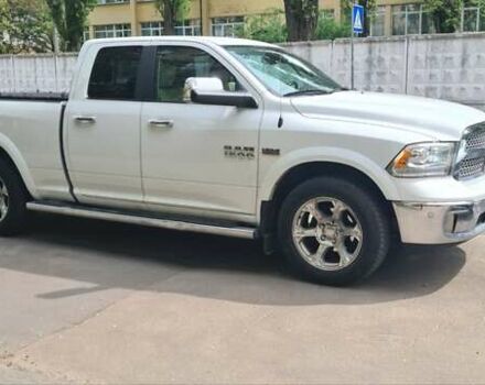 Ram 1500 2017 у Києві на Automoto.ua Білий Ram 1500, об'ємом двигуна 5.65 л та пробігом 220 тис. км за 25900 $, фото 1 на Automoto.ua