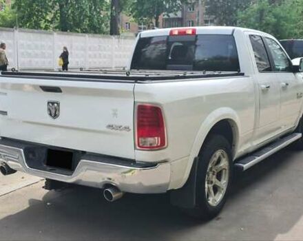 Ram 1500 2017 у Києві на Automoto.ua Білий Ram 1500, об'ємом двигуна 5.65 л та пробігом 220 тис. км за 25900 $, фото 2 на Automoto.ua