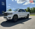 Белый Ram 1500, объемом двигателя 5.7 л и пробегом 105 тыс. км за 56000 $, фото 4 на Automoto.ua