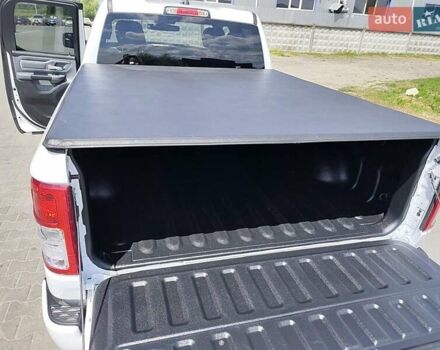 Ram 1500 2020 у Києві на Automoto.ua Білий Ram 1500, об'ємом двигуна 5.65 л та пробігом 190 тис. км за 39900 $, фото 8 на Automoto.ua