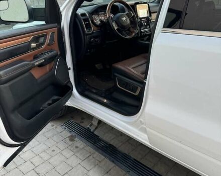Ram 1500 2020 в Ровно на Automoto.ua Белый Ram 1500, объемом двигателя 5.65 л и пробегом 101 тыс. км за 56000 $, фото 12 на Automoto.ua