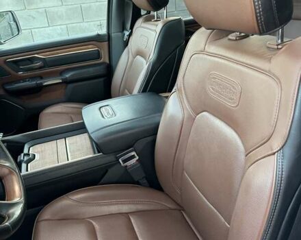 Ram 1500 2020 в Ровно на Automoto.ua Белый Ram 1500, объемом двигателя 5.65 л и пробегом 101 тыс. км за 56000 $, фото 7 на Automoto.ua