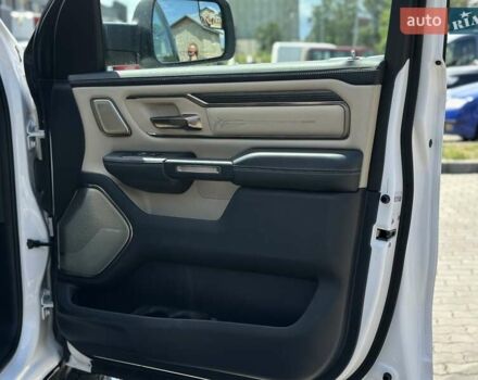 Белый Ram 1500, объемом двигателя 2.99 л и пробегом 93 тыс. км за 63000 $, фото 28 на Automoto.ua