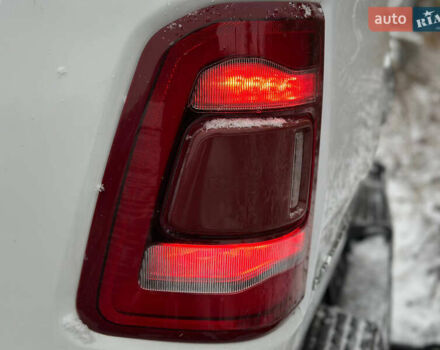 Білий Ram 1500, об'ємом двигуна 2.99 л та пробігом 94 тис. км за 57500 $, фото 22 на Automoto.ua