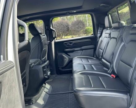 Ram 1500 2022 у Києві на Automoto.ua Білий Ram 1500, об'ємом двигуна 6.2 л та пробігом 30 тис. км за 20000 $, фото 12 на Automoto.ua
