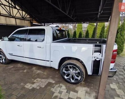 Белый Ram 1500, объемом двигателя 2.99 л и пробегом 44 тыс. км за 60000 $, фото 1 на Automoto.ua