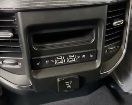 Белый Ram 1500, объемом двигателя 2.99 л и пробегом 44 тыс. км за 60000 $, фото 4 на Automoto.ua