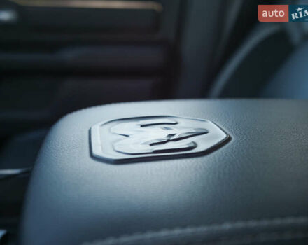 Белый Ram 1500, объемом двигателя 5.65 л и пробегом 33 тыс. км за 80000 $, фото 23 на Automoto.ua