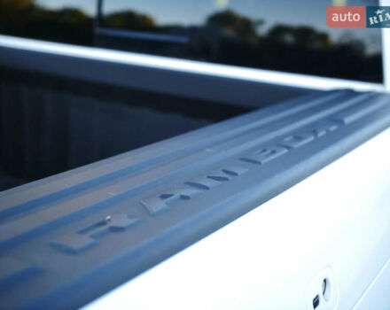 Белый Ram 1500, объемом двигателя 5.65 л и пробегом 33 тыс. км за 80000 $, фото 38 на Automoto.ua