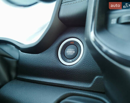 Ram 1500 2023 в Киеве на Automoto.ua Белый Ram 1500, объемом двигателя 5.65 л и пробегом 33 тыс. км за 80000 $, фото 29 на Automoto.ua