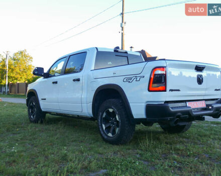 Ram 1500 2023 в Киеве на Automoto.ua Белый Ram 1500, объемом двигателя 5.65 л и пробегом 33 тыс. км за 80000 $, фото 8 на Automoto.ua
