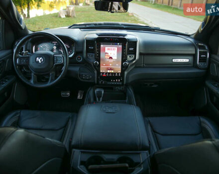 Ram 1500 2023 в Киеве на Automoto.ua Белый Ram 1500, объемом двигателя 5.65 л и пробегом 33 тыс. км за 80000 $, фото 10 на Automoto.ua