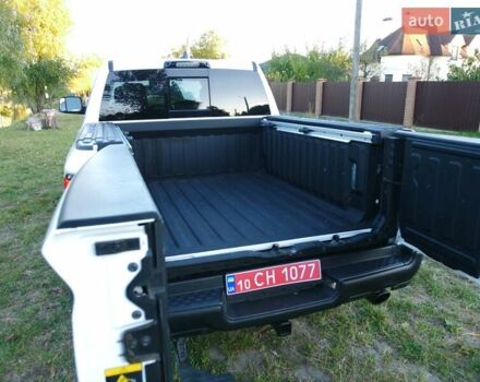 Ram 1500 2023 в Киеве на Automoto.ua Белый Ram 1500, объемом двигателя 5.65 л и пробегом 33 тыс. км за 80000 $, фото 18 на Automoto.ua