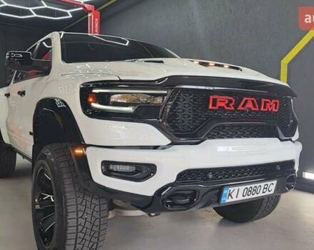 Білий Ram 1500, об'ємом двигуна 5.65 л та пробігом 17 тис. км за 84990 $, фото 20 на Automoto.ua