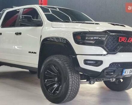 Білий Ram 1500, об'ємом двигуна 5.65 л та пробігом 17 тис. км за 84990 $, фото 3 на Automoto.ua