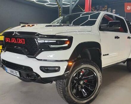 Білий Ram 1500, об'ємом двигуна 5.65 л та пробігом 17 тис. км за 84990 $, фото 14 на Automoto.ua