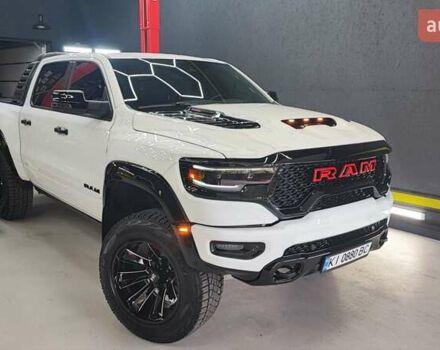 Білий Ram 1500, об'ємом двигуна 5.65 л та пробігом 17 тис. км за 84990 $, фото 18 на Automoto.ua
