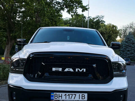 Белый Ram 1500, объемом двигателя 3.6 л и пробегом 143 тыс. км за 20000 $, фото 1 на Automoto.ua