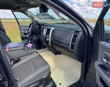 Черный Ram 1500, объемом двигателя 5.65 л и пробегом 146 тыс. км за 32999 $, фото 15 на Automoto.ua