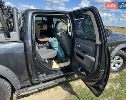 Черный Ram 1500, объемом двигателя 5.65 л и пробегом 146 тыс. км за 32999 $, фото 11 на Automoto.ua