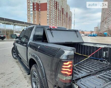 Чорний Ram 1500, об'ємом двигуна 5.7 л та пробігом 67 тис. км за 36500 $, фото 18 на Automoto.ua