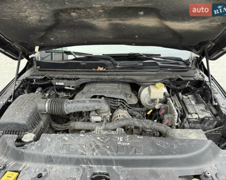 Чорний Ram 1500, об'ємом двигуна 5.7 л та пробігом 185 тис. км за 45000 $, фото 43 на Automoto.ua