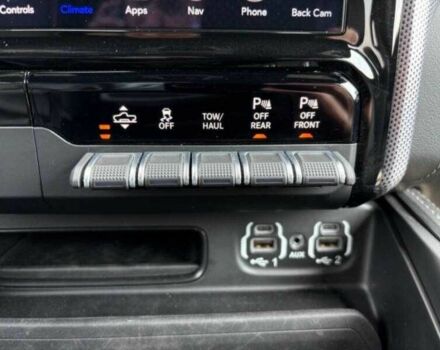 Ram 1500 2020 в Кривом Роге на Automoto.ua Черный Ram 1500, объемом двигателя 5.7 л и пробегом 68 тыс. км за 9700 $, фото 10 на Automoto.ua