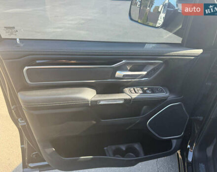 Ram 1500 2020 у Києві на Automoto.ua Чорний Ram 1500, об'ємом двигуна 2.99 л та пробігом 124 тис. км за 63500 $, фото 17 на Automoto.ua