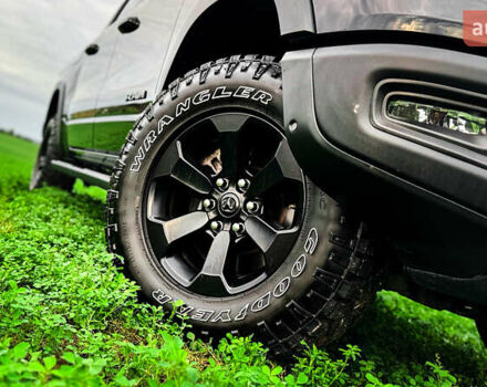 Ram 1500 2020 в Ровно на Automoto.ua Черный Ram 1500, объемом двигателя 2.99 л и пробегом 128 тыс. км за 64999 $, фото 30 на Automoto.ua