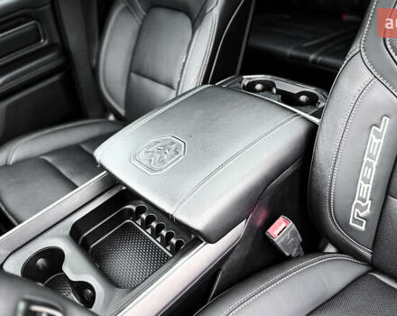 Ram 1500 2020 в Ровно на Automoto.ua Черный Ram 1500, объемом двигателя 2.99 л и пробегом 128 тыс. км за 64999 $, фото 62 на Automoto.ua