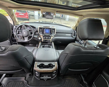 Черный Ram 1500, объемом двигателя 5.65 л и пробегом 64 тыс. км за 58000 $, фото 20 на Automoto.ua