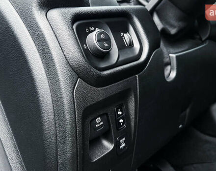 Ram 1500 2020 в Ровно на Automoto.ua Черный Ram 1500, объемом двигателя 2.99 л и пробегом 128 тыс. км за 64999 $, фото 57 на Automoto.ua