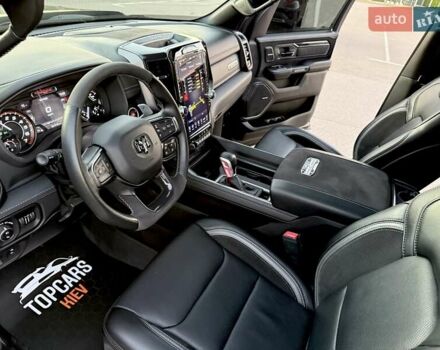 Ram 1500 2020 в Киеве на Automoto.ua Черный Ram 1500, объемом двигателя 0 л и пробегом 61 тыс. км за 109900 $, фото 56 на Automoto.ua