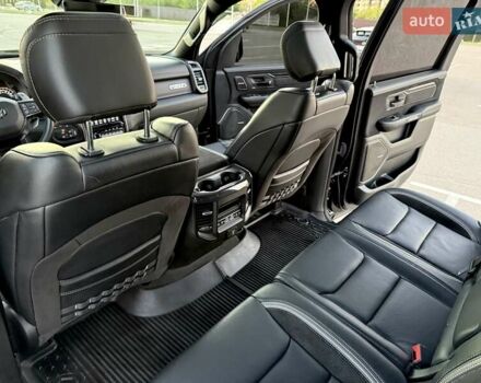 Ram 1500 2020 в Киеве на Automoto.ua Черный Ram 1500, объемом двигателя 0 л и пробегом 61 тыс. км за 109900 $, фото 53 на Automoto.ua