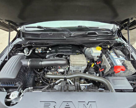 Черный Ram 1500, объемом двигателя 5.65 л и пробегом 64 тыс. км за 58000 $, фото 18 на Automoto.ua