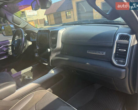 Ram 1500 2020 у Києві на Automoto.ua Чорний Ram 1500, об'ємом двигуна 2.99 л та пробігом 124 тис. км за 63500 $, фото 11 на Automoto.ua
