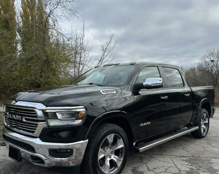 Черный Ram 1500, объемом двигателя 5.65 л и пробегом 64 тыс. км за 58000 $, фото 4 на Automoto.ua