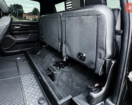 Ram 1500 2020 в Ровно на Automoto.ua Черный Ram 1500, объемом двигателя 2.99 л и пробегом 128 тыс. км за 64999 $, фото 68 на Automoto.ua