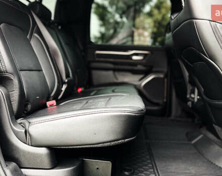 Ram 1500 2020 в Ровно на Automoto.ua Черный Ram 1500, объемом двигателя 2.99 л и пробегом 128 тыс. км за 64999 $, фото 49 на Automoto.ua