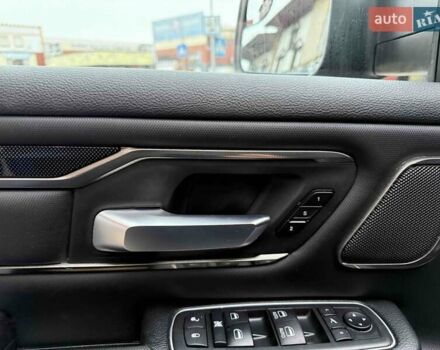 Чорний Ram 1500, об'ємом двигуна 5.7 л та пробігом 10 тис. км за 65900 $, фото 16 на Automoto.ua