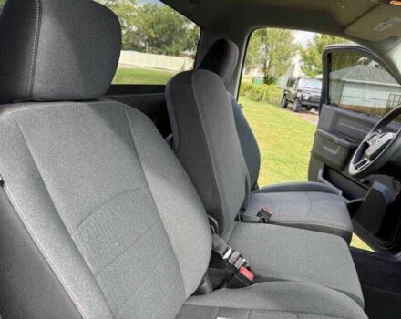 Черный Ram 1500, объемом двигателя 5.7 л и пробегом 68 тыс. км за 7300 $, фото 7 на Automoto.ua